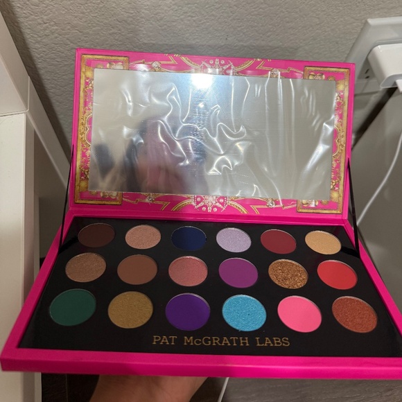 New👁️PAT McGRATH LABS MTHRSHP MEGA:Celestial Nirvana Artistry Eyeshadow Palette - Picture 8 of 10